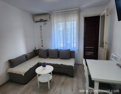 Apartman Bojana, privatni smeštaj u mestu Herceg Novi, Crna Gora